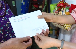 Chung tay mang Tết ấm đến học sinh nghèo