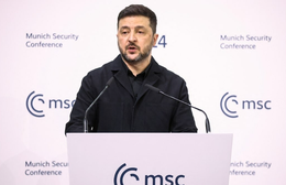 Tổng thống Ucraina được trao thưởng tại Hội nghị An ninh Munich