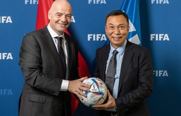 Chủ tịch và Tổng thư ký FIFA gửi quà đặc biệt đến Chủ tịch VFF Trần Quốc Tuấn: Chúc tết tài lộc…