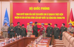 Trao quyết định cử sĩ quan tham gia Phái bộ MINUSCA tại Cộng hòa Trung Phi