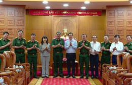 Lãnh đạo TP. Hồ Chí Minh tiếp đoàn Quân khu 7 thăm, chúc Tết Xuân Bính Ngọ