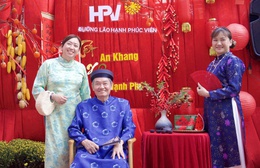 Tết là nhà với người cao tuổi