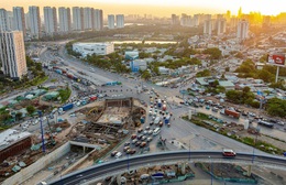 Có nên tháo dỡ vòng xoay ở TP. Hồ Chí Minh: Xây thêm cầu vượt, hầm chui