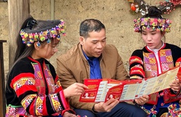 Bầu cử vui như Tết ở vùng cao