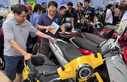 Chuyển sang xe điện: Bước đi chiến lược giảm áp lực nguồn cung xăng khoáng