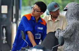 Vì sao giá xăng dầu đồng loạt giảm mạnh, có loại hạ tới 5.600 đồng/lít?