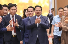 Thủ tướng họp thúc đẩy tăng trưởng hai con số, tri ân doanh nghiệp