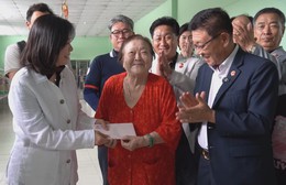 Các nhà hảo tâm Hàn Quốc thăm Mái ấm Thiện Duyên tại Củ Chi, TP. Hồ Chí Minh