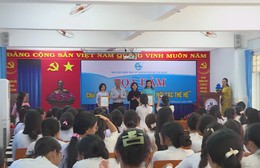 “Lá phiếu kết nối các thế hệ”: Tiếp lửa trách nhiệm công dân cho nữ sinh lần đầu đi bầu cử