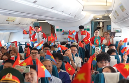 Chuyến bay tháng Tư mang theo niềm tự hào ngày đất nước thống nhất