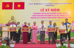 Phường Nhiêu Lộc trao Huy hiệu Đảng và tuyên dương các điển hình học tập, làm theo Bác