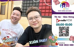 Nhịp sống Sài Gòn sáng: Chat cùng AI - Trang phục được các shipper ưng ý là gì?