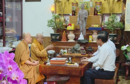 Lãnh đạo TP.HCM thăm, chúc mừng Đại lễ Phật đản tại Pháp viện Minh Đăng Quang