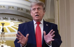 Ông Trump tuyên bố Iran không thu phí tàu bè qua eo biển Hormuz