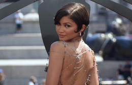 Zendaya gây sốt với tạo hình Spider-Man, kết hợp cung hoàng đạo