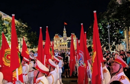 Đêm nhạc kèn đặc biệt thu hút đông đảo người dân và du khách tại trung tâm TP. Hồ Chí Minh