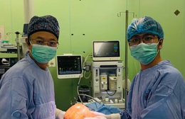 Các bác sĩ phẫu thuật thành công loại bỏ u vú nặng gần 4kg cho một bệnh nhân