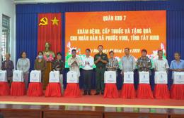 Khám bệnh, cấp thuốc miễn phí cho người dân vùng biên giới Tây Ninh