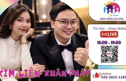 Nhịp sống Sài Gòn chiều: Góc gia đình và những chiếc camera biết "nói"