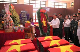 Tổng Bí thư, Chủ tịch nước Tô Lâm dâng hương tưởng niệm anh hùng liệt sĩ tại công viên Lê Thị Riêng