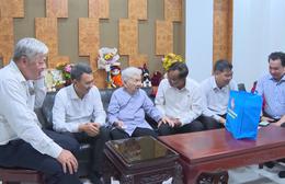 Lãnh đạo TP. Hồ Chí Minh thăm các Mẹ Việt Nam Anh hùng nhân kỷ niệm 79 năm Ngày Thương binh - Liệt sĩ