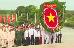 Lãnh đạo TP. Hồ Chí Minh tri ân các anh hùng liệt sĩ tại Củ Chi