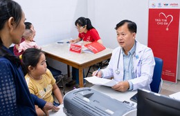 Viettel chung tay khám tim miễn phí cho hơn 600 em nhỏ tại Khánh Hòa