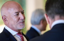 Jeff Bezos tiến gần thỏa thuận mua khoảng 1/3 cổ phần Liverpool
