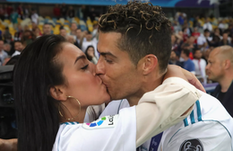 Cristiano Ronaldo kết hôn với Georgina Rodríguez sau gần 10 năm bên nhau