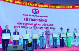Phường An Khánh trao tặng Huy hiệu Đảng đợt 2/9