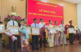 Phường Phú Định trao tặng Huy hiệu Đảng đợt 2/9 cho 141 đảng viên