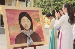 Bức tranh “Thiếu Nữ Đất Đỏ” - Quà tặng nghệ thuật tri ân Anh hùng liệt sĩ Võ Thị Sáu