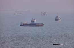 Iran và Oman đạt thỏa thuận sơ bộ mở lại eo biển Hormuz