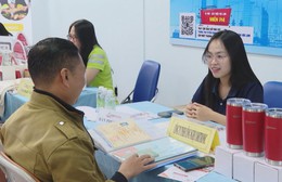 Lao động lớn tuổi: Khó tìm việc, khó chuyển nghề