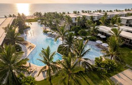 Nghỉ dưỡng bên biển Quy Nhơn, gia đình nhận loạt ưu đãi từ Ocean Melody