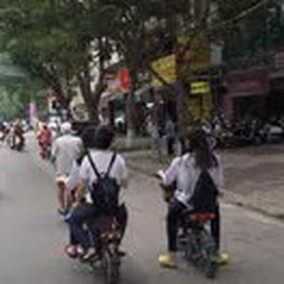 Phân biệt xe đạp điện, xe máy điện ra sao trong thực hiện quy định về an toàn giao thông