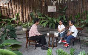 Người chung quanh ta - Tập 12: Mái ấm "tí hon" của Đào - Lượng