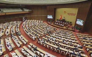 Quốc hội thảo luận về kế hoạch phát triển kinh tế - xã hội: Hướng tới tăng trưởng bền vững và toàn diện
