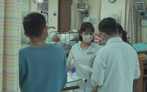 Hàng trăm người mắc cùng triệu chứng sau khi ăn bánh mì gà xé