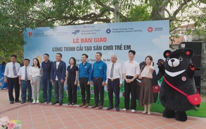 Từ tranh vẽ của học sinh, "sân chơi xanh" đầy màu sắc thành hình