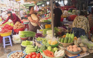 Giá rau xanh tại TP. Hồ Chí Minh tăng vọt do ảnh hưởng của thời tiết