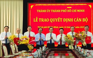 TP. Hồ Chí Minh công bố các quyết định về công tác cán bộ