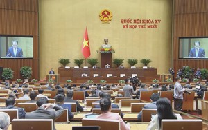 Quốc hội thông qua Luật Dẫn độ