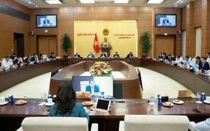 Phiên họp thứ 52 của Ủy ban Thường vụ Quốc hội khai mạc ngày 2/12