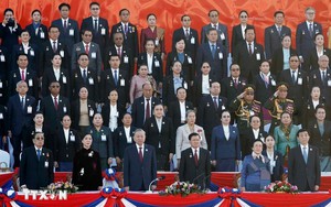 Kỷ niệm trọng thể 50 năm Quốc khánh nước Cộng hòa Dân chủ Nhân dân Lào