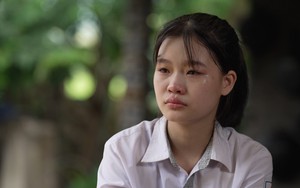 Lớn lên trong gian khó, Minh Hằng hiểu chuyện đến đau lòng