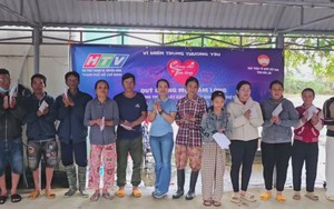 250 triệu đồng của quỹ “Chung một tấm lòng” đến với bà con vùng lũ tỉnh Đắk Lắk