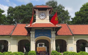 Chuyến tàu về tuổi thơ - Hành trang tới tương lai