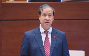 Bộ trưởng Bộ GD-ĐT tiếp tục trả lời chất vấn trước Quốc hội