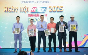 Trao giải thưởng cuộc thi "HTV&Tôi"